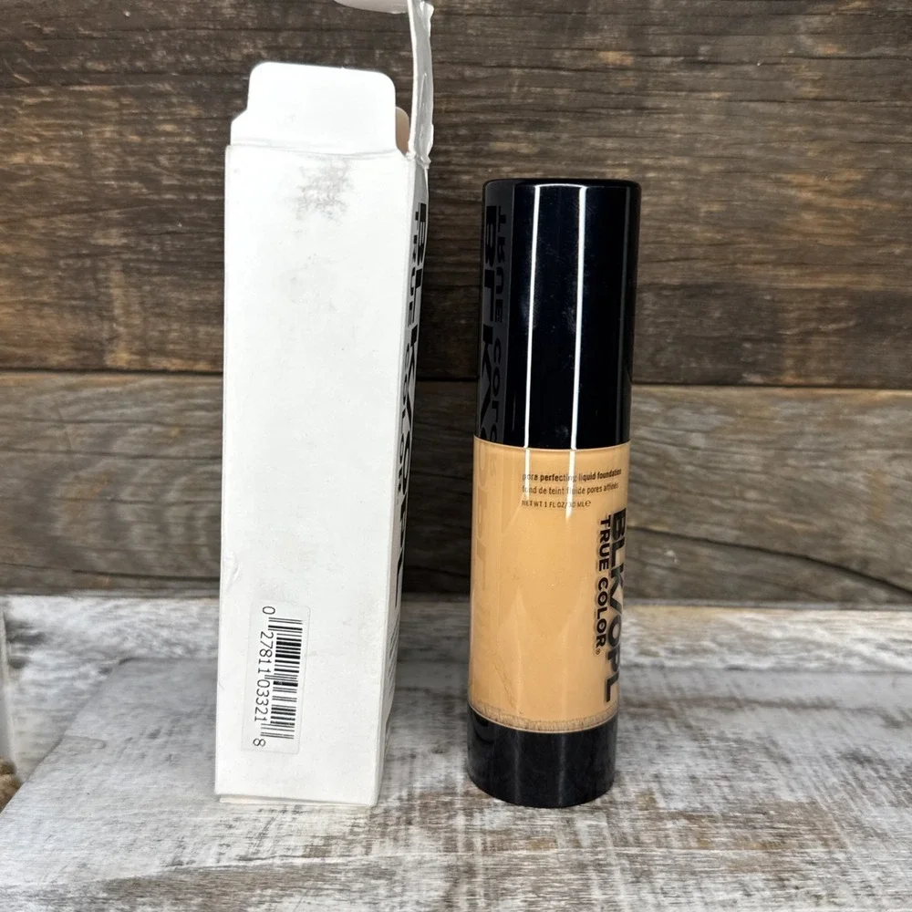 Black Opal True Color Pore Perfecting Liquid Foundation Heavenly‎ Honey | $15